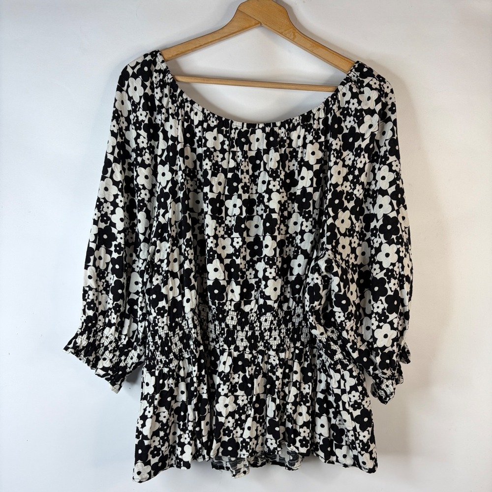 Cato Blouse Womens 22/24W Black White Floral Smocked Peplum Rayon Top - Picture 5 of 9